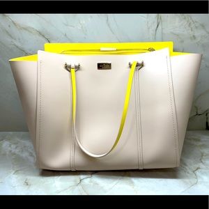 Kate Spade tote  Like new condition  large size